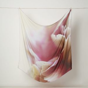 Stola floreale con garofano bicolore rosso-bianco