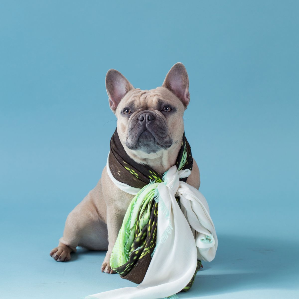 foulard-verde-foglie-accessorio-moda-italiano
