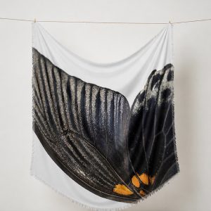 Stola Arja Cajo con Ala di farfalla