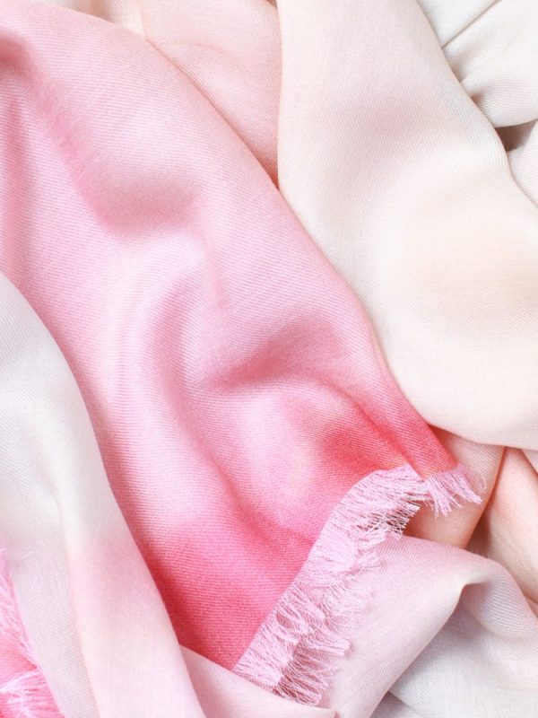 Stole Arja Cajo: tra workshop, atelier e natura