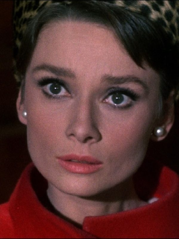 audrey-hepburn-foulard-stile-icone-moda