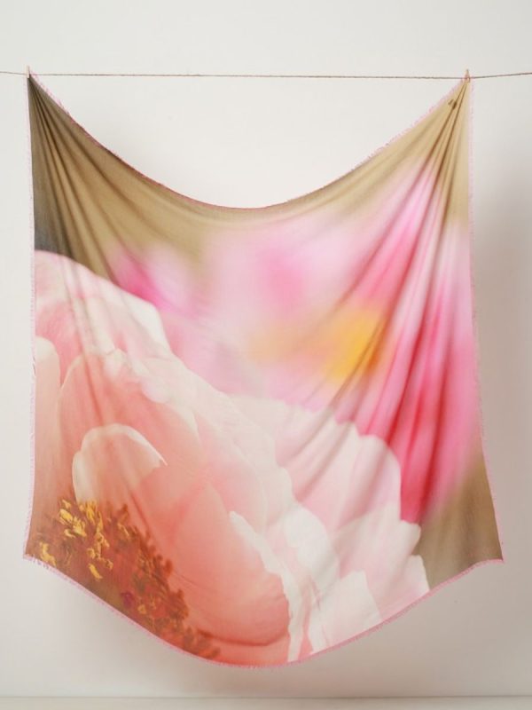 foulard-floreale-significato-fiore-regalo