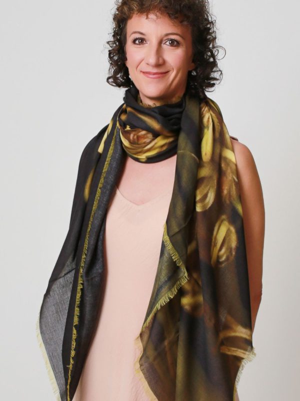 gift-aziendali-raffinati-foulard-simbolo-attenzione-arja-cajo