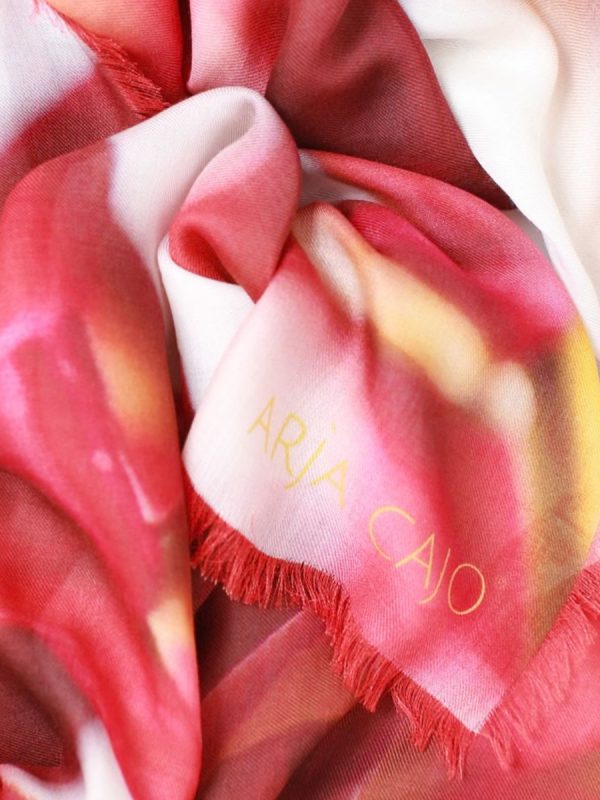 stampa-floreale-stile-naturale-accessorio